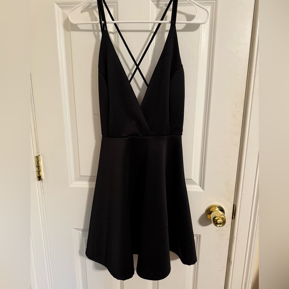 NWOT Charlotte Russe Black Plunge Backless Cocktail Dress